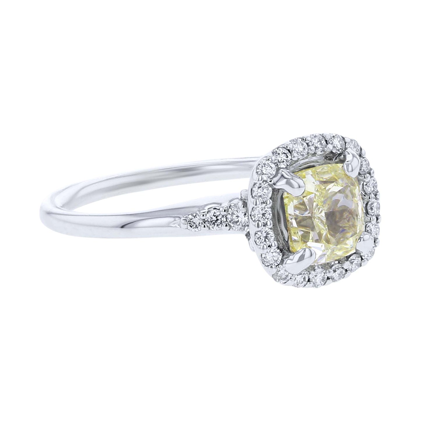 Giallo Certified Ready for Love Diamond Engagement Ring