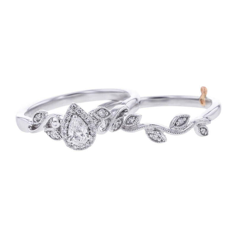 Lovely Vintage Vine Ready For Love Diamond Bridal Set
