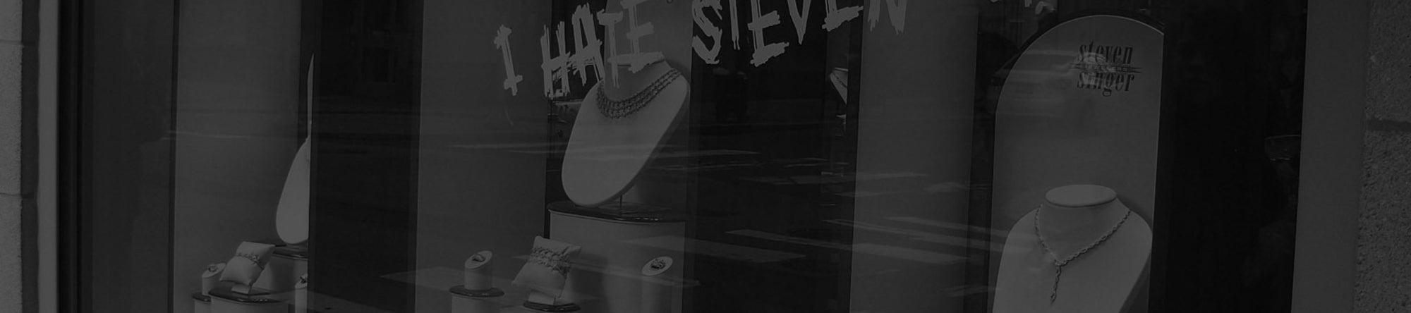 Steven Singer Jewelers store front.